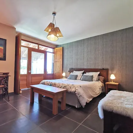 Ferme Renovee Avec Espace Bien-etre, Proche Des Gorges De L'allier Et Chemins De Compostelle - Fr-1-582-402 Bed & Breakfast Saint-Privat-d'Allier